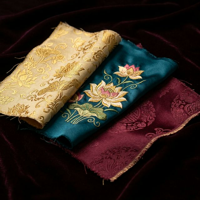 Áo Dài Dạ Tiệc Lộng Lẫy